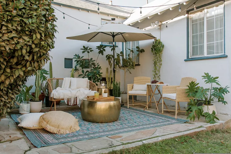 4 Essential Outdoor Storage Boxes for an Organized Backyard